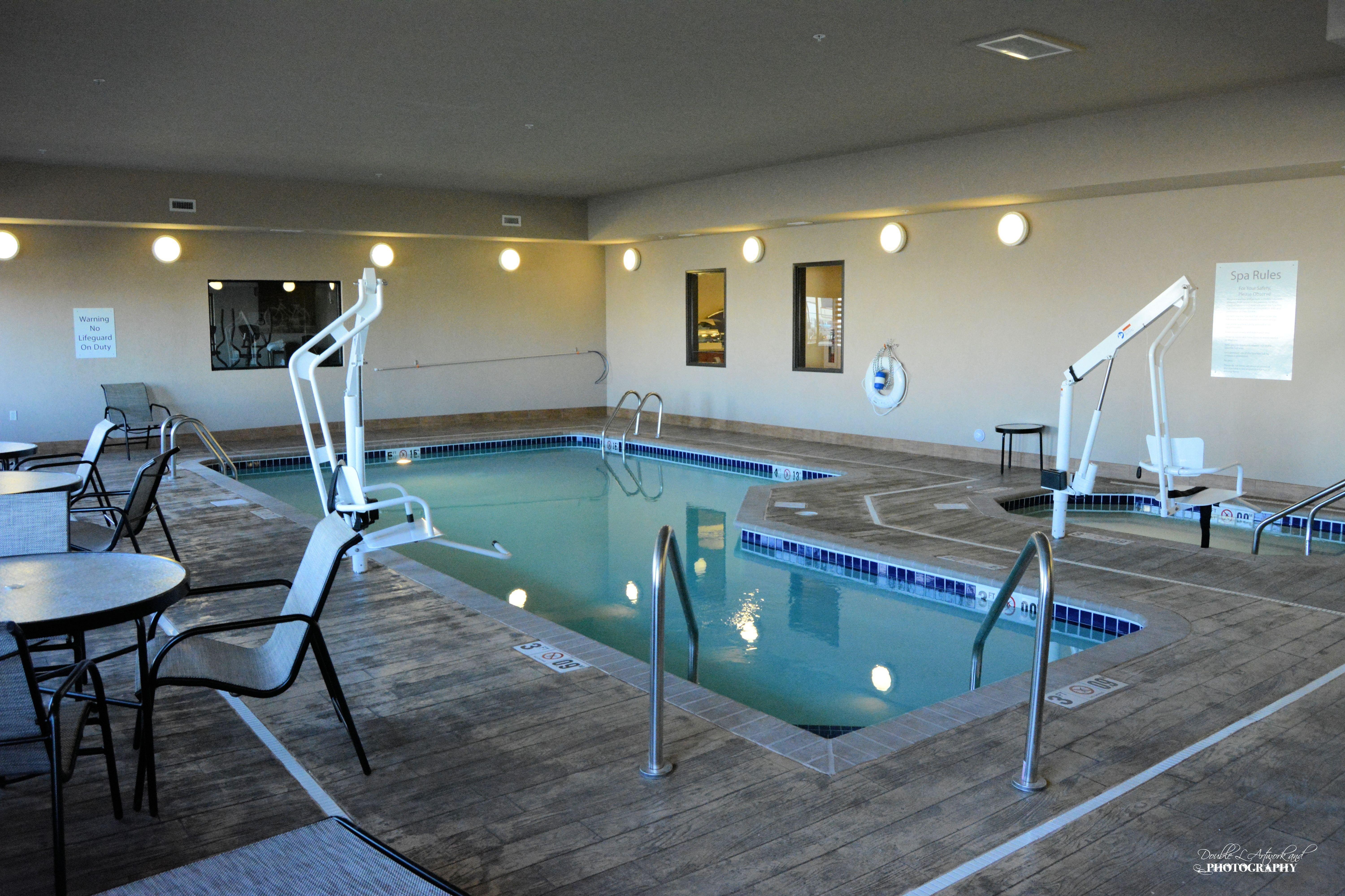 Holiday Inn Express & Suites Glendive By Ihg Eksteriør billede